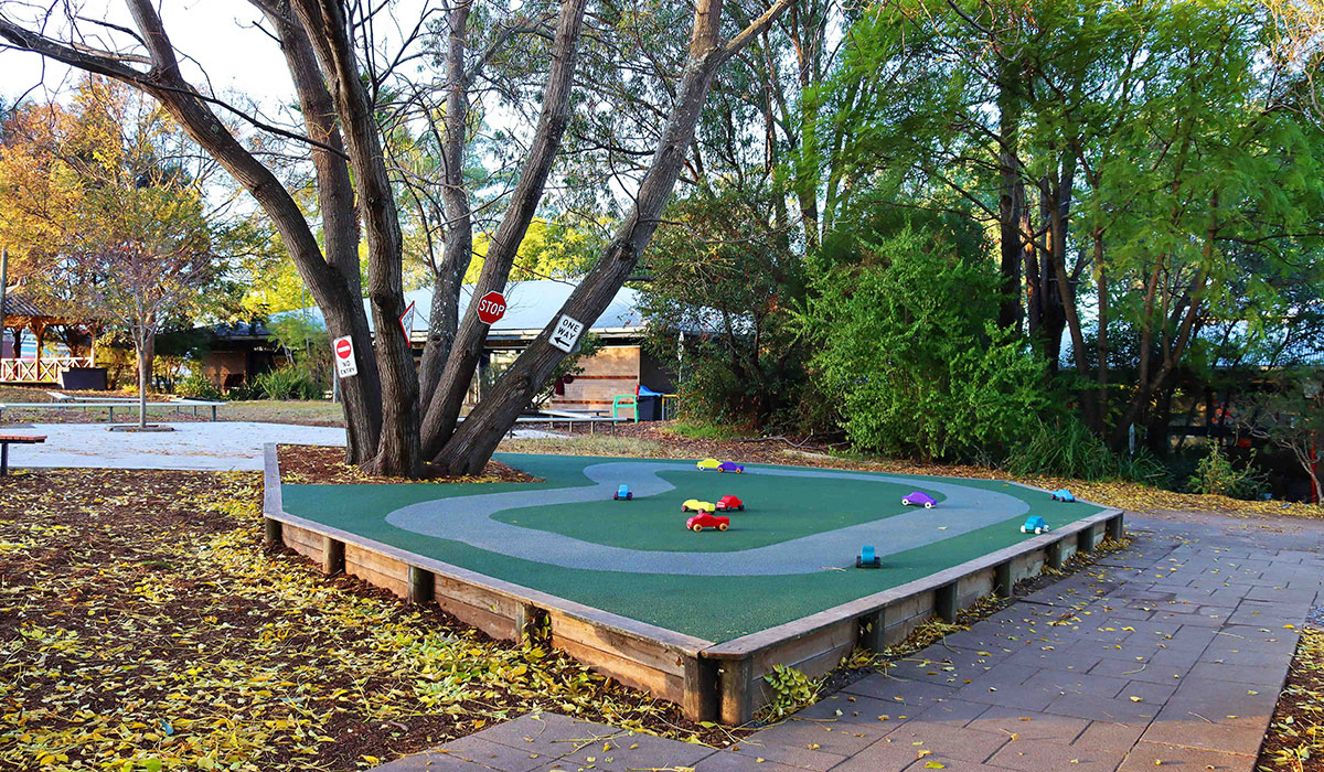 Mawarra Public School playground commercial landscape construction and design